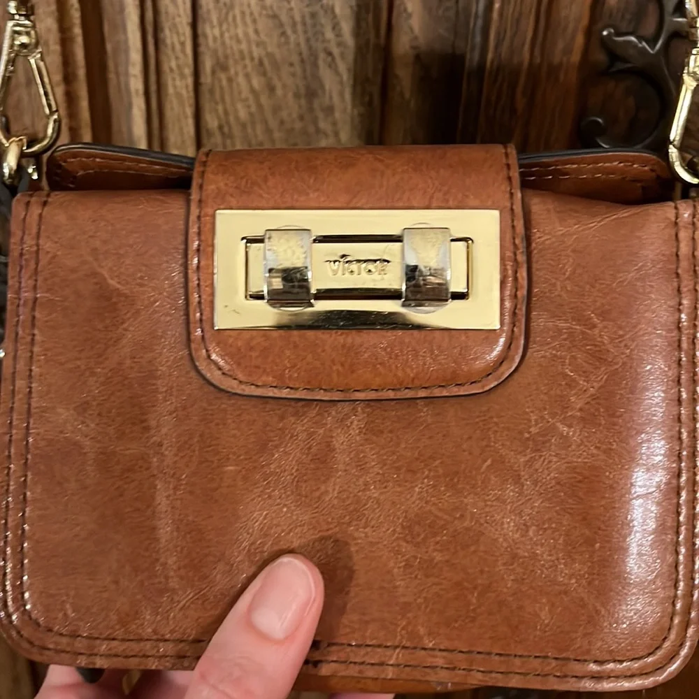 Victor Alfaro brown leather crossbody